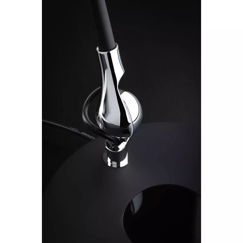 Numis QI White Switch LED Schreibtischlampe 1000lm 11W