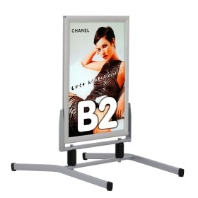 Stop trottoir Eco Swingmaster en Aluminium M&T DISPLAYS 2 - Cimaise Tableau