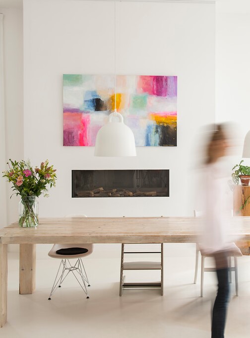 Sistema de riel para cuadros discreto con cables